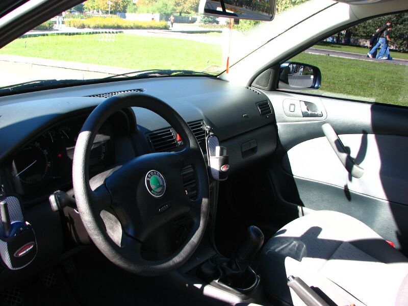 File:Škoda Octavia interior.jpg