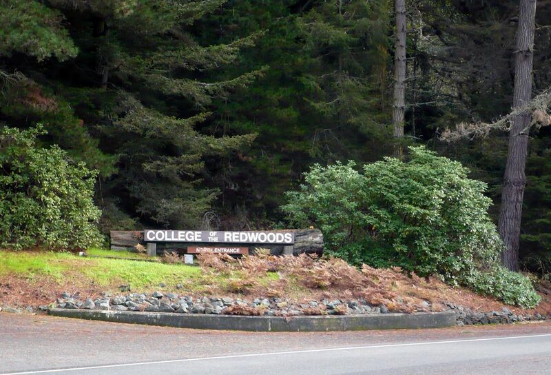 File:College of the Redwoods North Entry.JPG