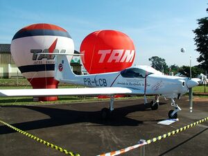 Aeromot AMT-600 Guri AN0637032.jpg