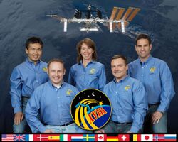 Expedition 18 crew portrait.jpg