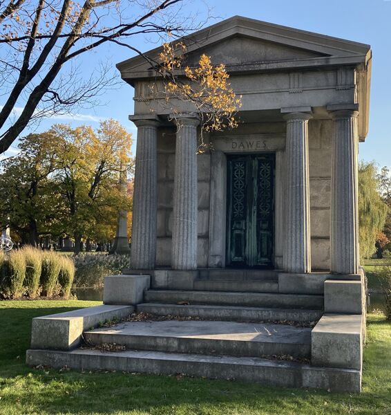 File:Grave of Charles Gates Dawes (1865–1951) and Caro Dana Dawes (1866–1957) at Rosehill Cemetery, Chicago.jpg
