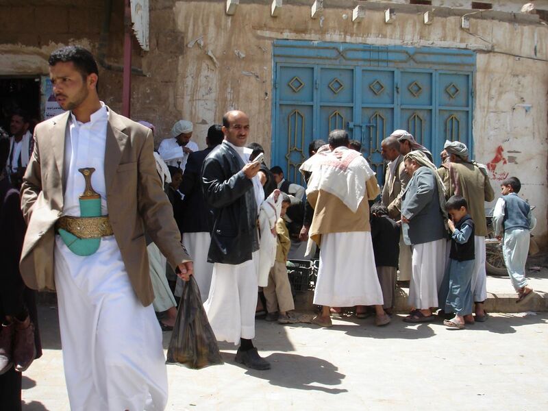 File:Market Scene in Yemen.jpg