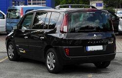 Renault Espace Edition 25th dCi 175 (IV, Facelift) – Heckansicht (1), 17. Juli 2011, Ratingen.jpg