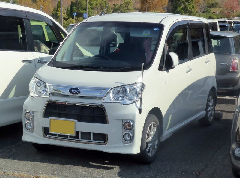 File:Subaru LUCRA CUSTOM R Limited (DBA-L455F) front.jpg