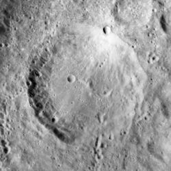 Gibbs crater AS15-M-2373.jpg
