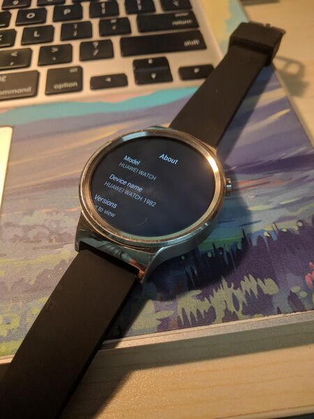 File:Huawei Watch Version 2.jpg