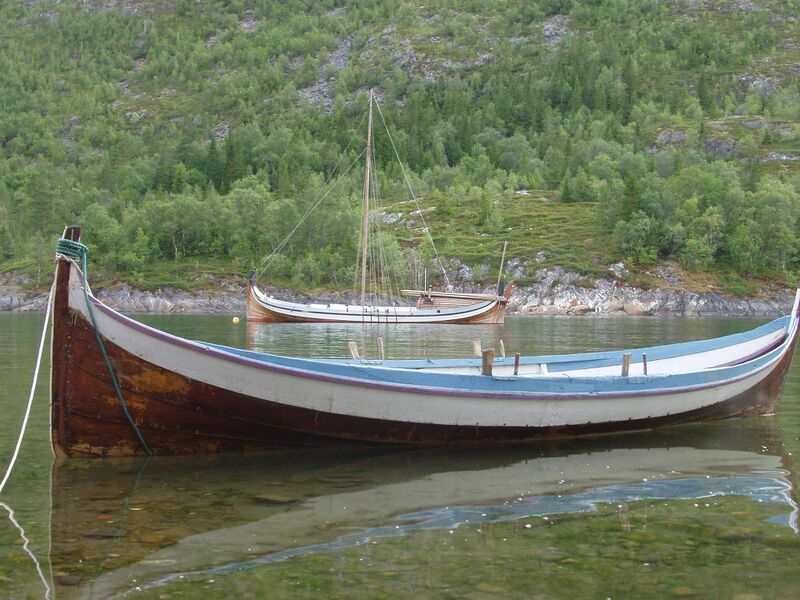 File:Nordlandsbåtar.JPG