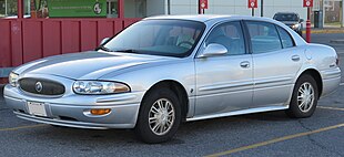 2002 Buick LeSabre Custom in Sterling Silver Metallic, Front Left, 09-01-2022.jpg