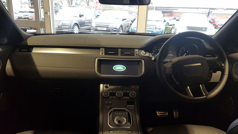 File:2018 Land Rover Range Rover Evoque HSE Interior.jpg