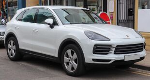 2019 Porsche Cayenne V6 Tiptronic 3.0 Front.jpg