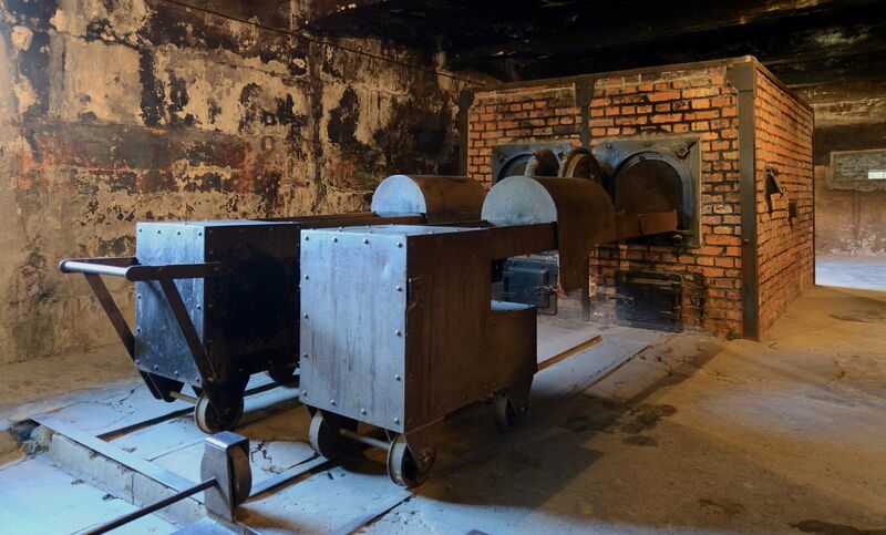 File:Crematorium at Auschwitz I 2012.jpg