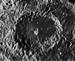 Leeuwenhoek crater 2033 med.jpg