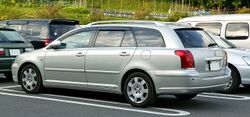 Toyota Avensis Wagon 001.JPG