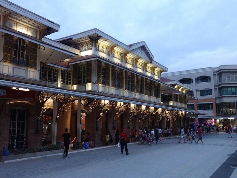 File:Tutuban Center - main station, night side view (Tondo, Manila; 11-10-2019).jpg