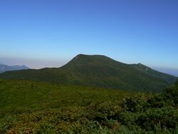 船形山 Mt. Funagata 1500mH - panoramio.jpg