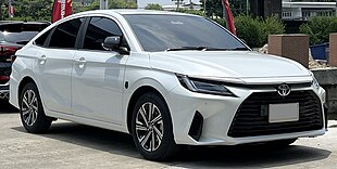 2022 Toyota Yaris ATIV 1.2 Premium Luxury (2).jpg