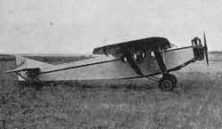 Farman F.190 right side Annuaire de L'Aéronautique 1931.jpg