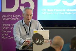 Photo of Francis Maude giving a speech at the London D5 summit.