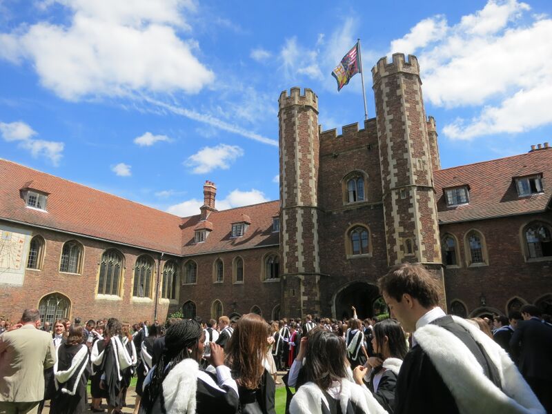 File:Graduation day, Queens' College, Cambridge.JPG