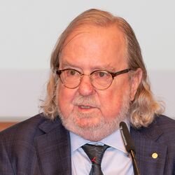 James P. Allison EM1B5525 (46207775441).jpg