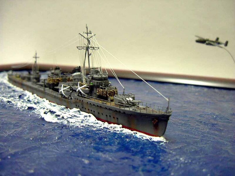 File:Japanese destroyer Harusame scale model.jpg