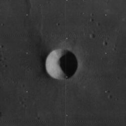 Luther crater 4086 h1.jpg