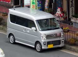 Nissan NV100 CLIPPER RIO G High-Roof (ABA-DR17W) front.jpg