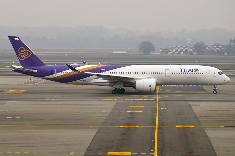 File:Thai Airways, HS-THB, Airbus A350-941 (31189377511).jpg